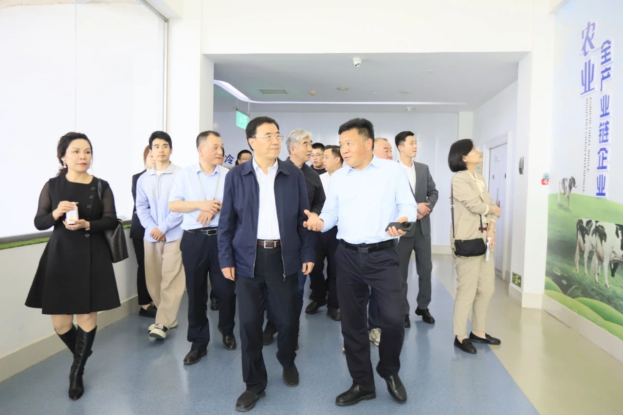 河南省2024國家“學(xué)生飲用奶計(jì)劃”推廣工作推進(jìn)會在鄭州成功舉辦！