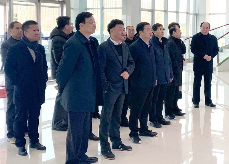 鄭州市委副書(shū)記、市長(zhǎng)王新偉蒞臨花花牛乳業(yè)集團(tuán)調(diào)研